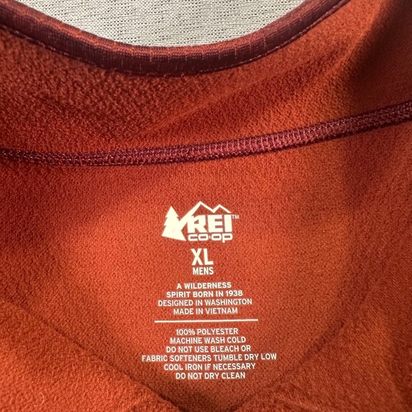 REI Co-op 1/4 Zip Pullover Fleece Mens XL Red Long Sleeve Outdoors Lightweight - Picture 2 of 9